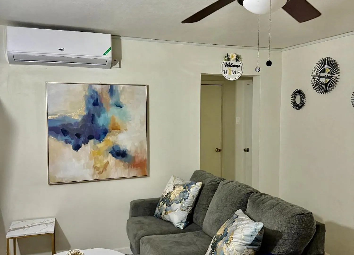 Blue Laventura Condo Near Hwt Кингстон 0*,